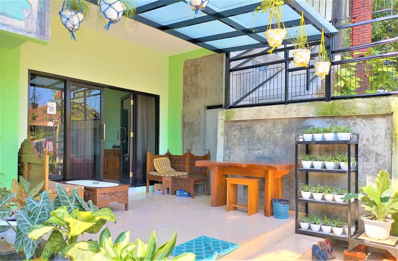 cheap inn Banyuwangi Banyuwangi  Exterior foto